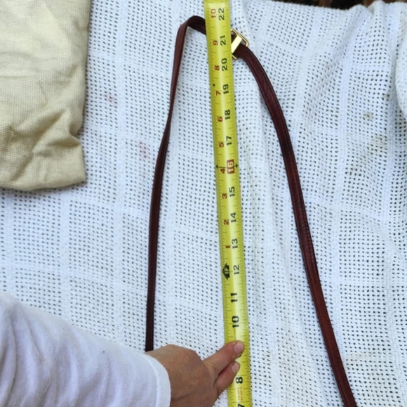 Vintage GBC Wine leather shoulderbag - Picture 8 of 15